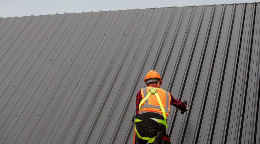 Professional gutter cleaning in Hibbing, MN